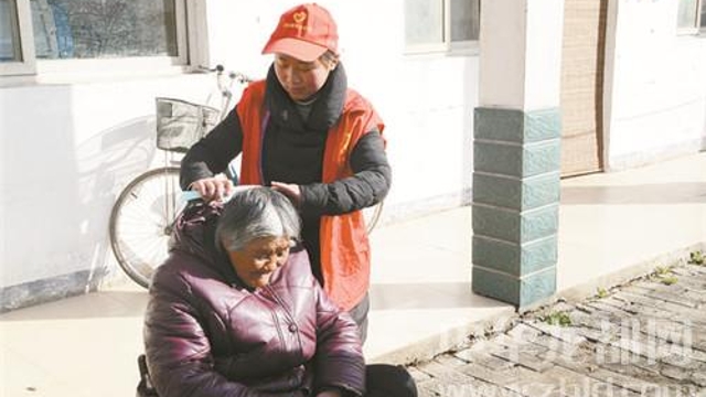 大王莊鄉(xiāng)敬老院開展“傳承雷鋒精神、弘揚(yáng)時(shí)代新風(fēng)”活動(dòng)