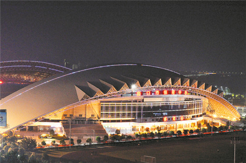 東新區(qū)夜色璀璨，如詩(shī)如畫