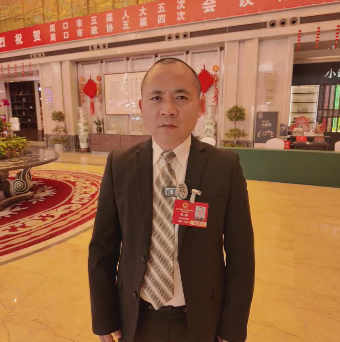 讓每個孩子身上有汗，眼里有光，一生向陽